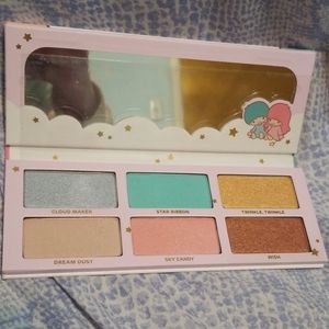 Sugarpill x little twin stars eyeshadow palette